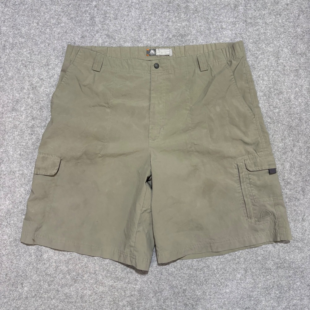 Nike ACG All Conditions Gear Mens Cargo Shorts Olive Green Hiking Outdoor Size L